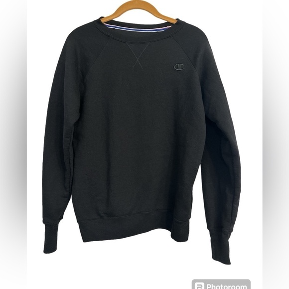 Champion crew neck black medium pull over style - Picture 1 of 4